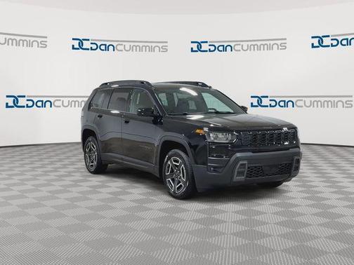 Diamond Black 2026 Jeep Cherokee LAREDO/LIMITED
