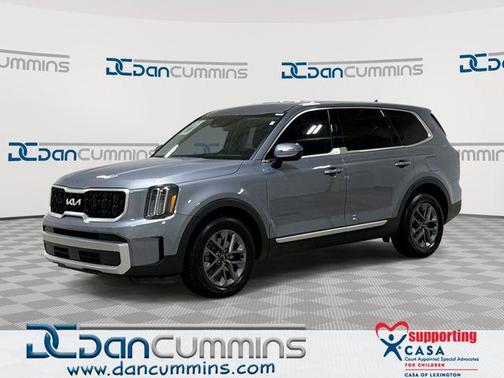 Everlasting Silver 2024 Kia Telluride LX