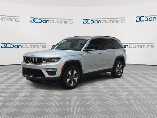 Silver Zynith 2025 Jeep Grand Cherokee 4xe Base