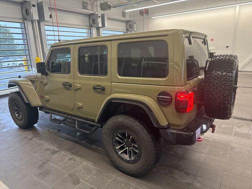 41 2025 Jeep Wrangler Rubicon