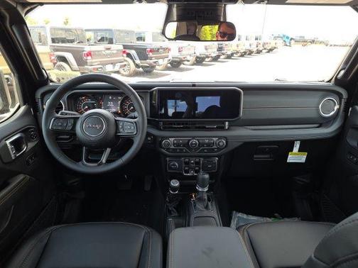 Black Clearcoat 2026 Jeep Gladiator Sport