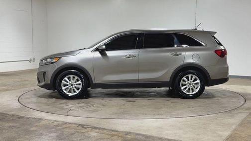 Titanium Silver 2019 Kia Sorento LX