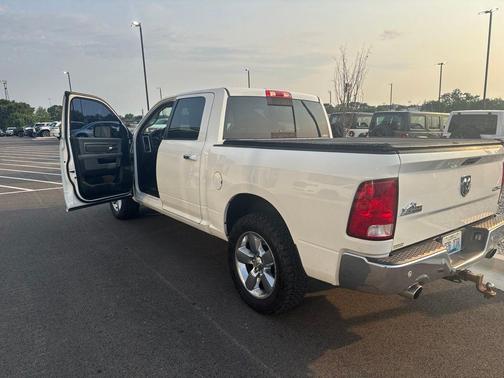 Bright White Clearcoat 2016 RAM 1500 Big Horn