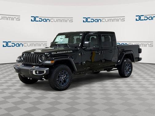 Black Clearcoat 2026 Jeep Gladiator 85th Anniversary Edition