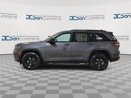 Metallic 2026 Jeep Grand Cherokee Laredo