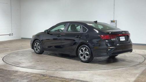 Aurora Black Pearl 2020 Kia Forte LXS