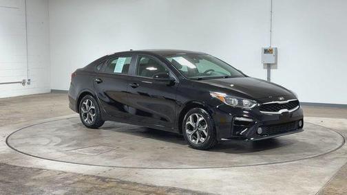 Aurora Black Pearl 2020 Kia Forte LXS