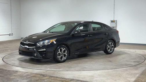 Aurora Black Pearl 2020 Kia Forte LXS