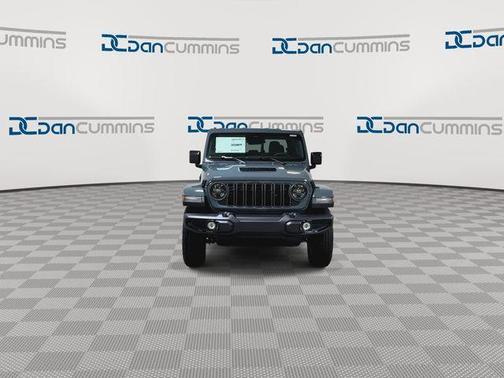 Anvil Clearcoat 2026 Jeep Gladiator Sport