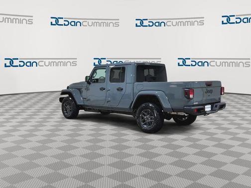 Anvil Clearcoat 2026 Jeep Gladiator Sport