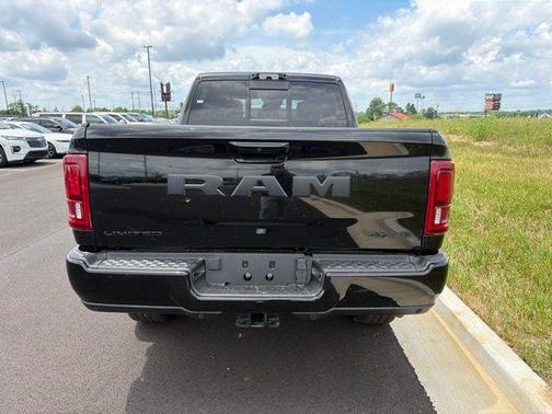 Diamond Black 2026 RAM 2500 Limited
