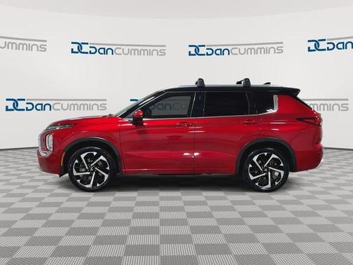 Red 2024 Mitsubishi Outlander
