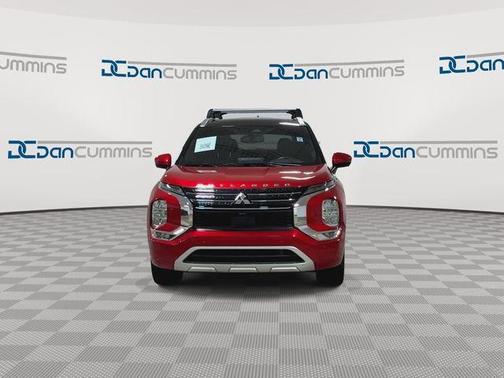 Red 2024 Mitsubishi Outlander