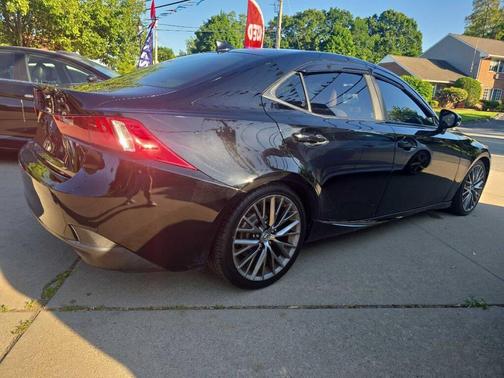 Obsidian 2016 Lexus IS 300 Base