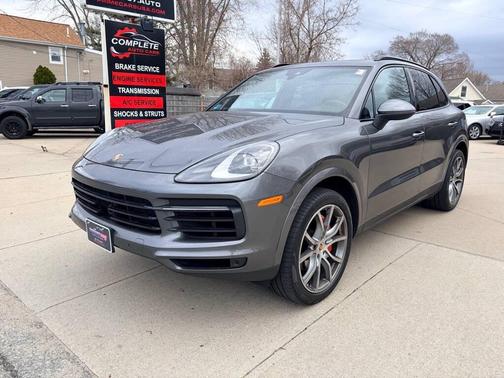2020 Porsche Cayenne Cayenne