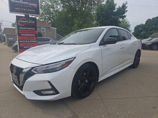 WHITE 2023 Nissan Sentra SR