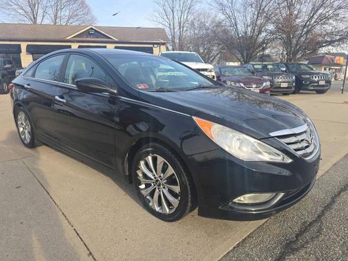 2013 Hyundai SONATA SE