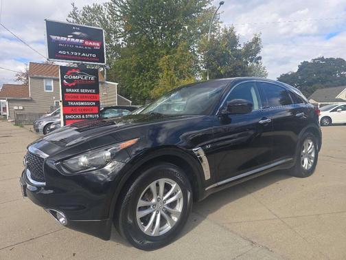 2017 INFINITI QX70 Base