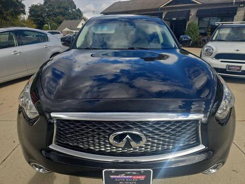 2017 INFINITI QX70 Base