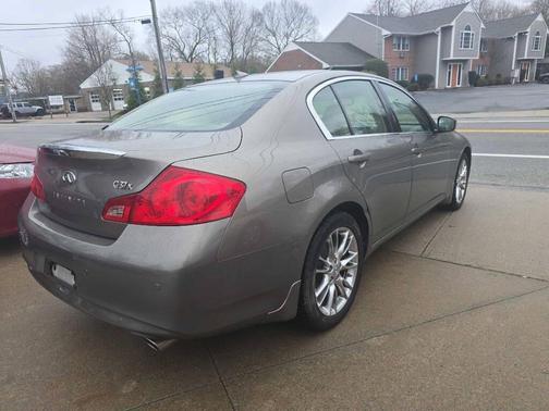 2013 INFINITI G37x Base