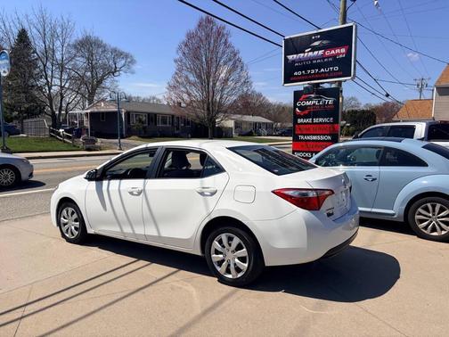 Super White 2014 Toyota Corolla L