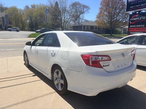 WHITE 2012 Toyota Camry BASE