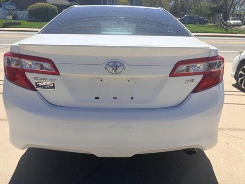 WHITE 2012 Toyota Camry BASE