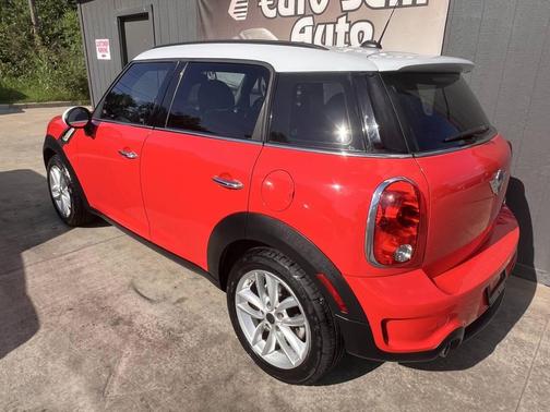 2011 MINI Cooper S Countryman Base