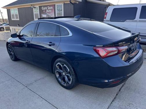 2022 Chevrolet Malibu FWD LT