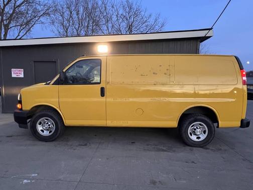 2021 Chevrolet Express 2500 RWD 2500 Regular Wheelbase WT