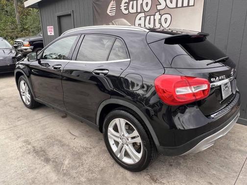 2015 Mercedes-Benz GLA-Class 4MATIC