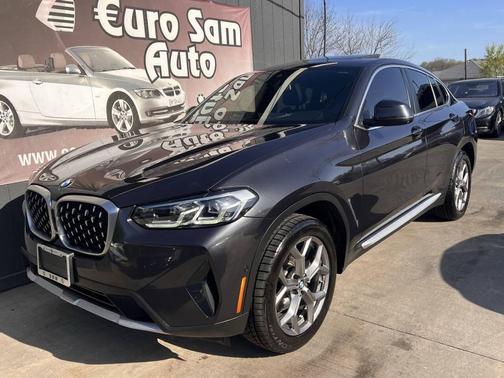 2022 BMW X4 xDrive30i