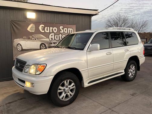 2004 Lexus LX 470 Base