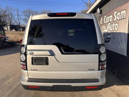 2016 Land Rover LR4 Base