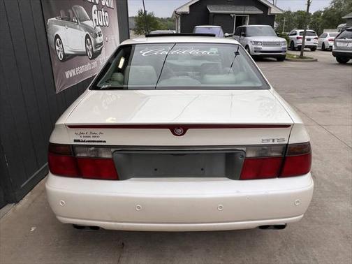 2002 Cadillac Seville Base