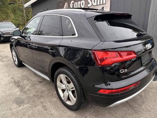 2018 Audi Q5 2.0T Summer of Audi Premium