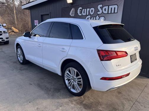 2018 Audi Q5 2.0T Premium Plus