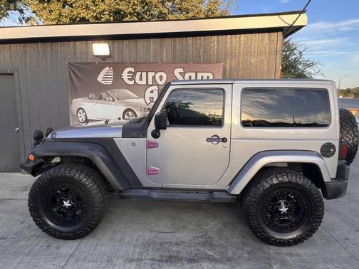 2014 Jeep Wrangler Sahara