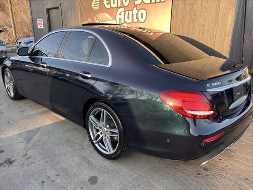 2018 Mercedes-Benz E-Class E 300 4dr Sedan