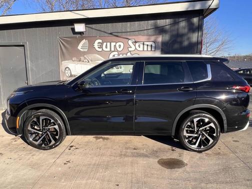 2022 Mitsubishi Outlander SEL Special Edition 2WD