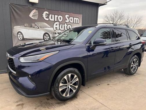 2022 Toyota Highlander XLE