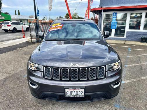 2021 Jeep Grand Cherokee Laredo