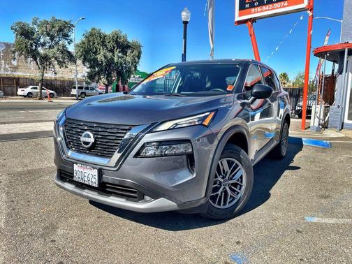 2023 Nissan Rogue S