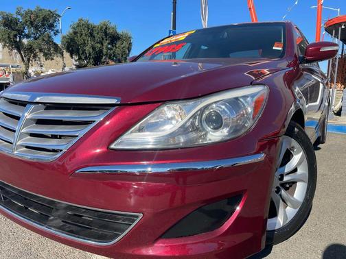 2013 Hyundai Genesis 3.8