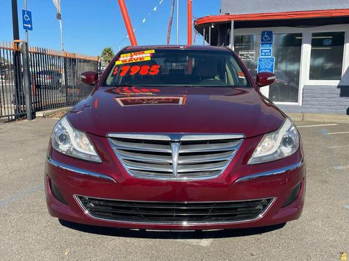 2013 Hyundai Genesis 3.8