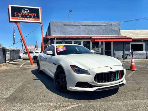 2018 Maserati Quattroporte S