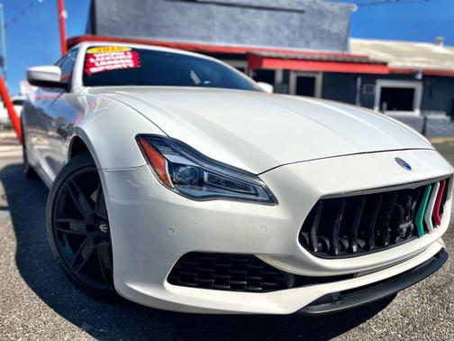 2018 Maserati Quattroporte S