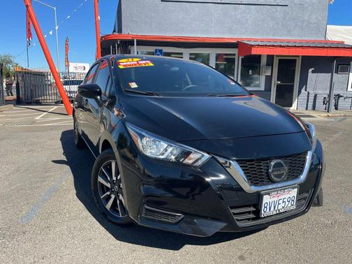 2021 Nissan Versa 1.6 SV