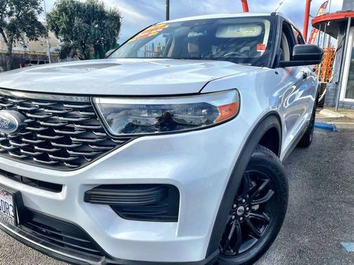 2020 Ford Explorer Sport Utility 4D