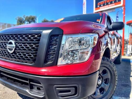 2017 Nissan Titan S